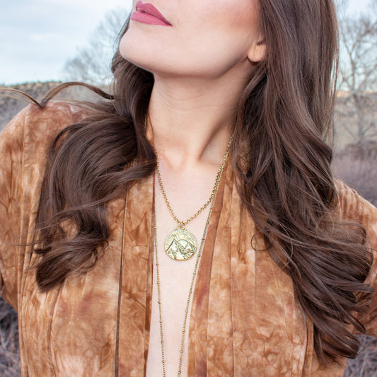 Mountains of the Sun Necklace | Gold