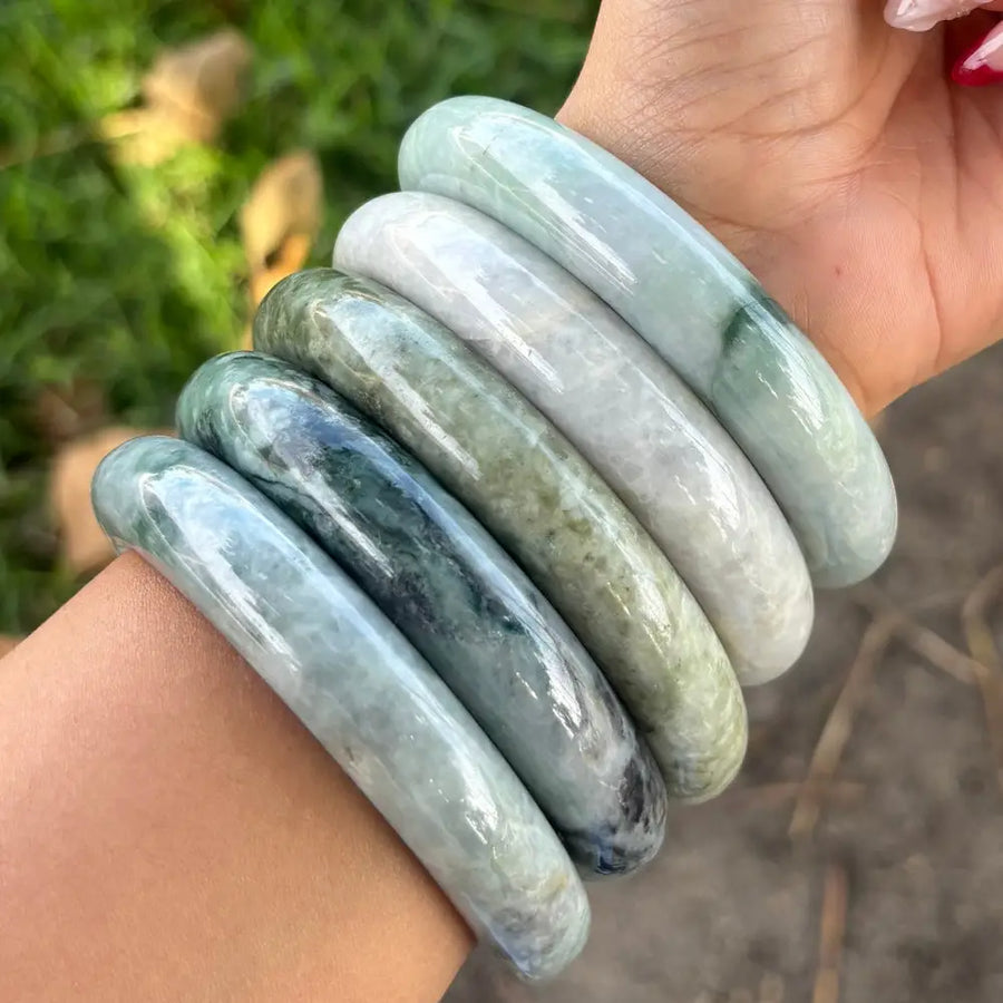Burmese Jade Bangle Bracelet - 14mm