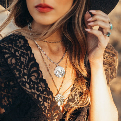Mountains of the Sun Necklace | Silver