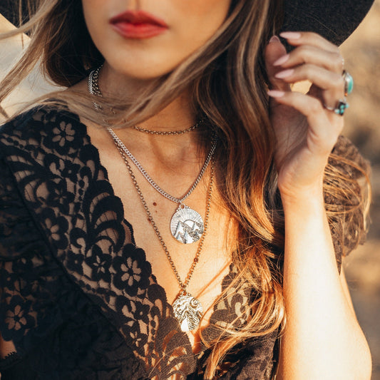 Mountains of the Sun Necklace | Silver