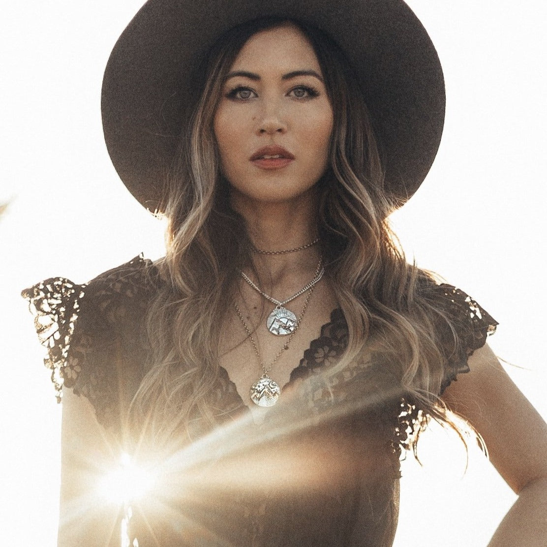 Mountains of the Sun Necklace | Silver