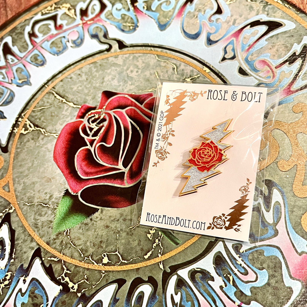 Rose & Bolt Logo Pin | Gold / Sparkle
