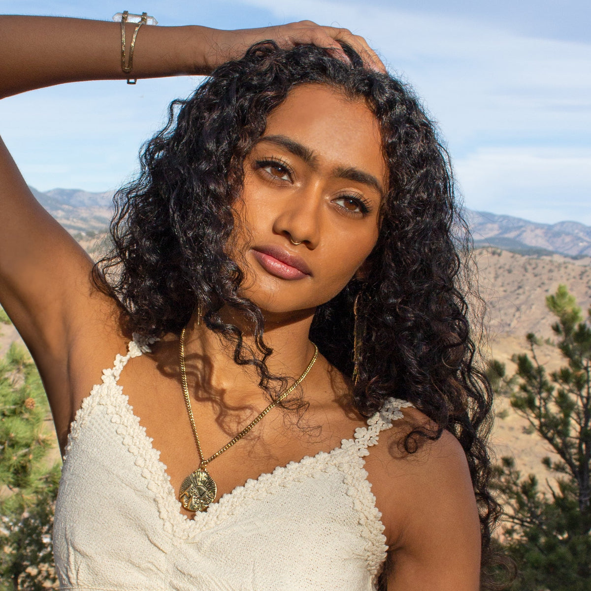 Mountains of the Sun Necklace | Gold