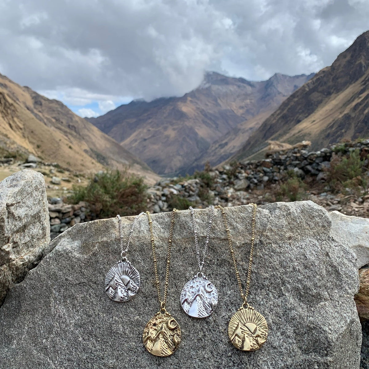 Mountains of the Moon Necklace | Gold