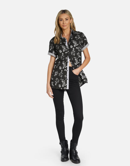 Joey Flower Well Boyfriend Shirt