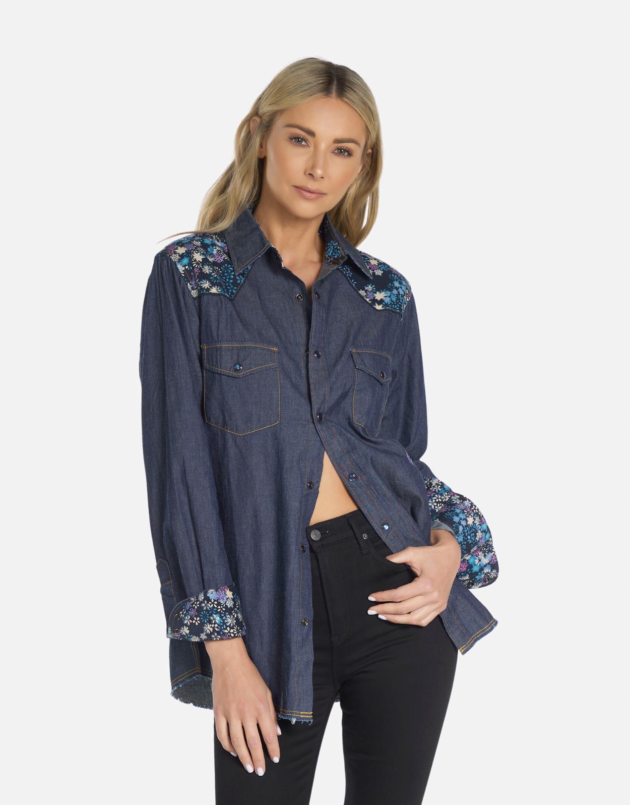 Torry Black Dog Boyfriend Shirt