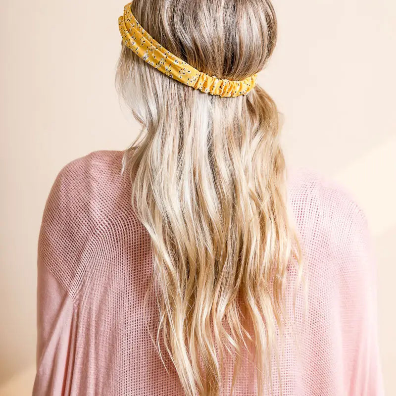 Floral Trailing Vine Twist Headwrap in Yellow